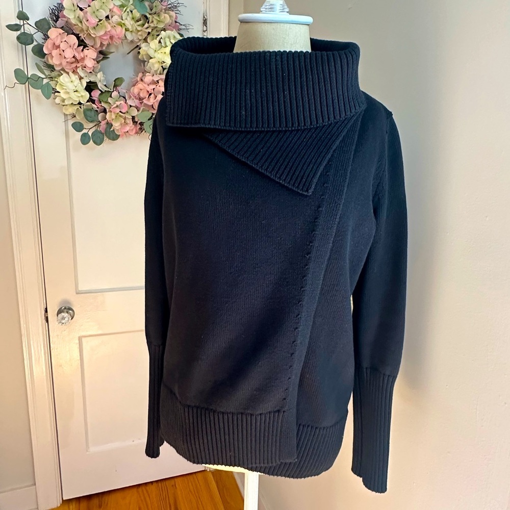 Brass cotton wrap front sweater. Black sz XS